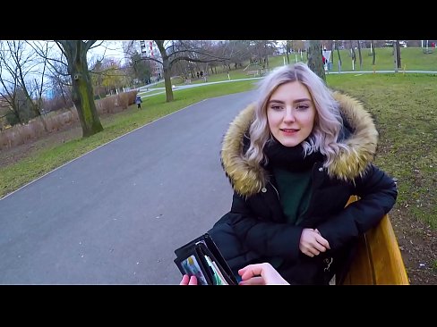 ❤️ Swallows in frjemdling syn hot cum foar jild - blowjob yn it park troch Eva Elfie Moaie porno by wy